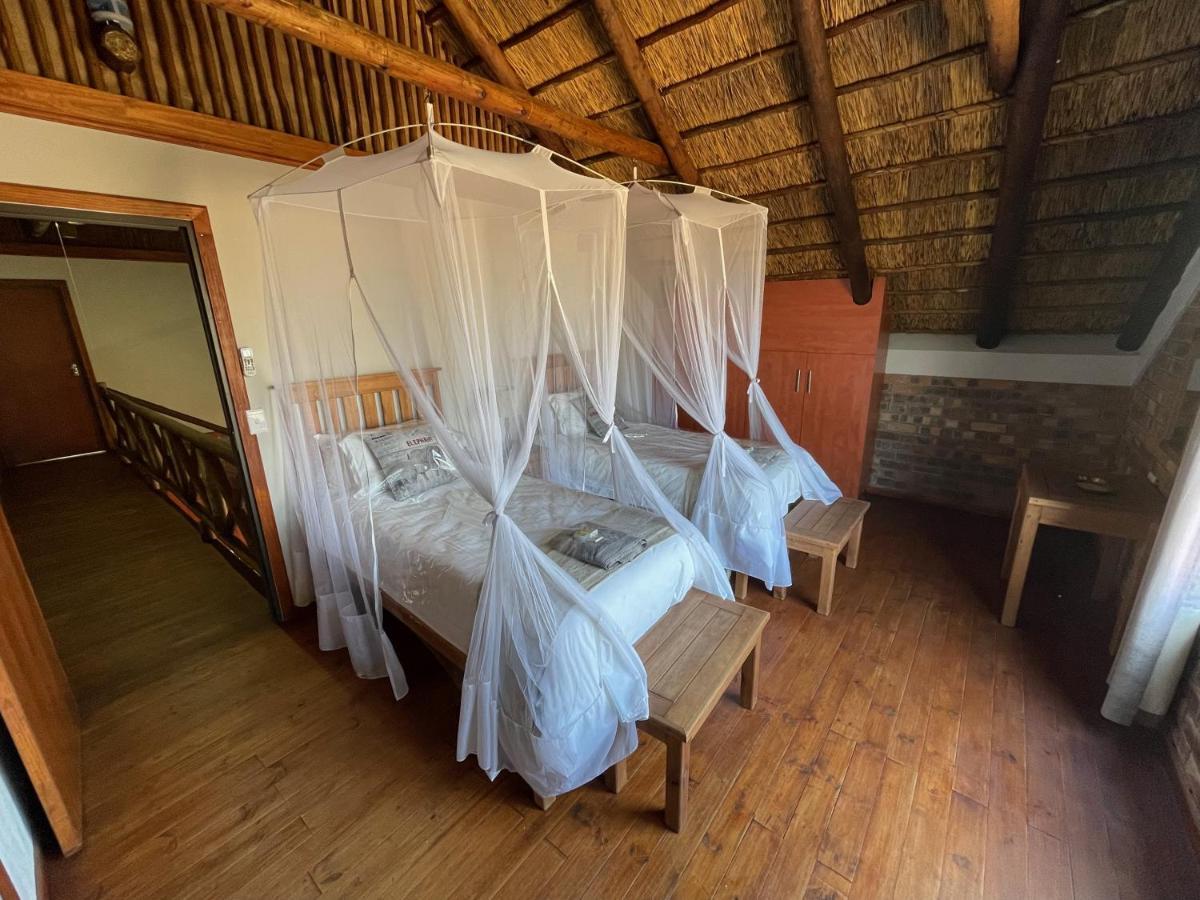 Nghala Self-Catering Holiday Home Marloth Park Dış mekan fotoğraf