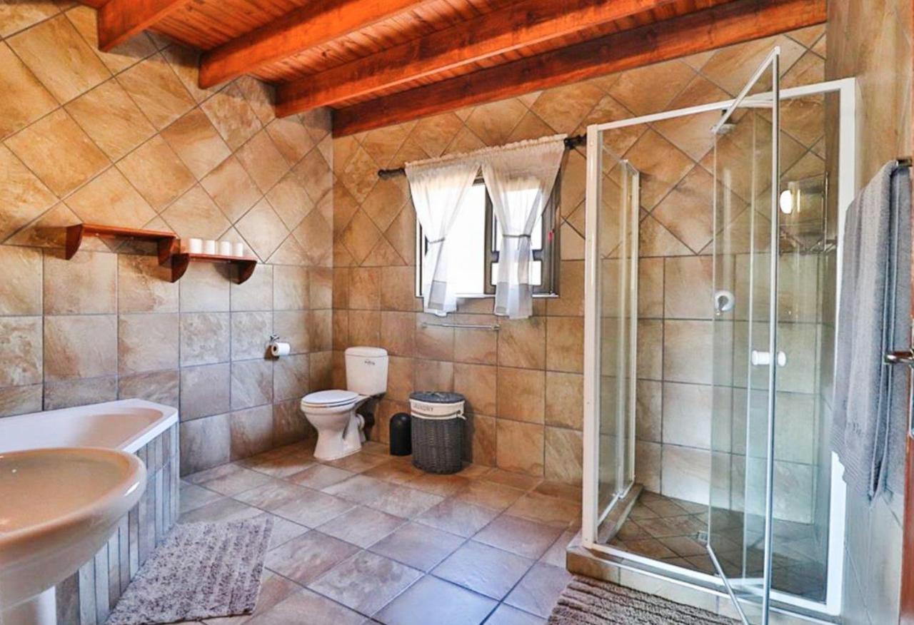 Nghala Self-Catering Holiday Home Marloth Park Dış mekan fotoğraf